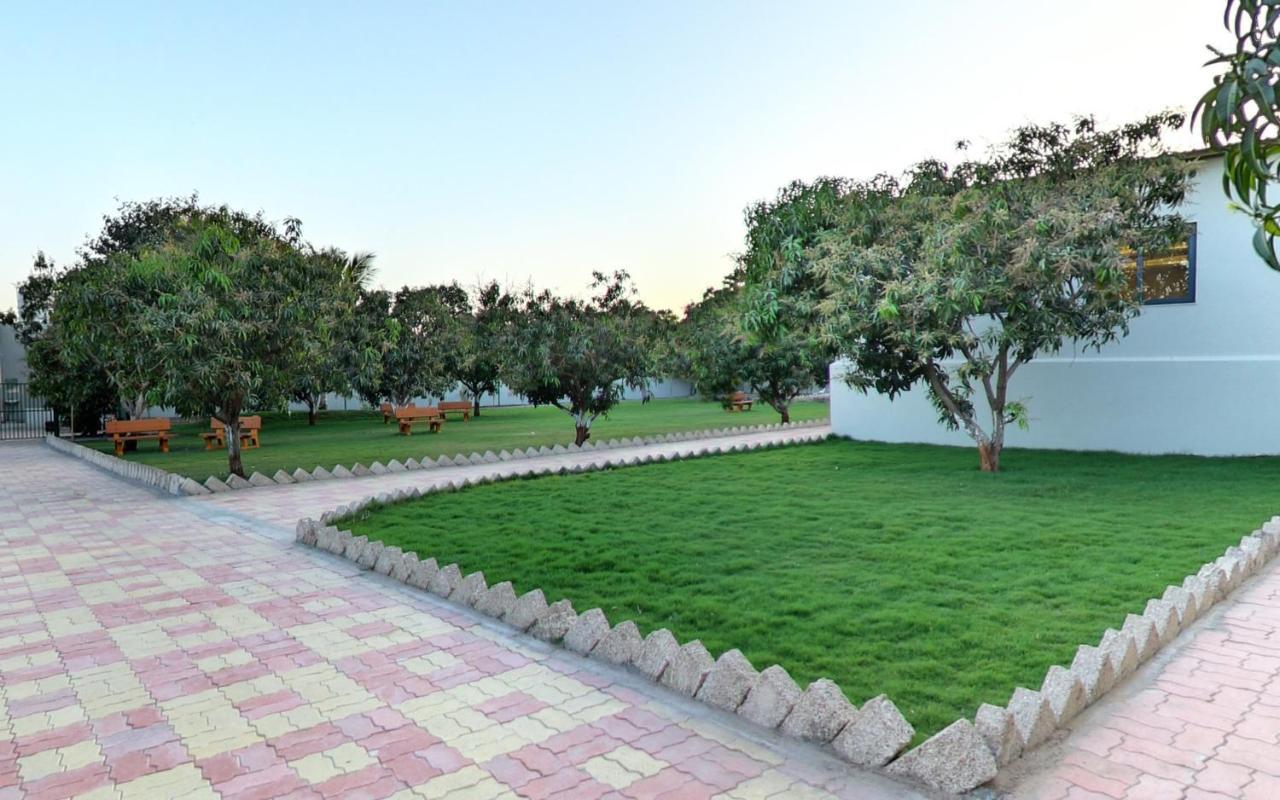 Anantam Resort Szaszan Gir Kültér fotó