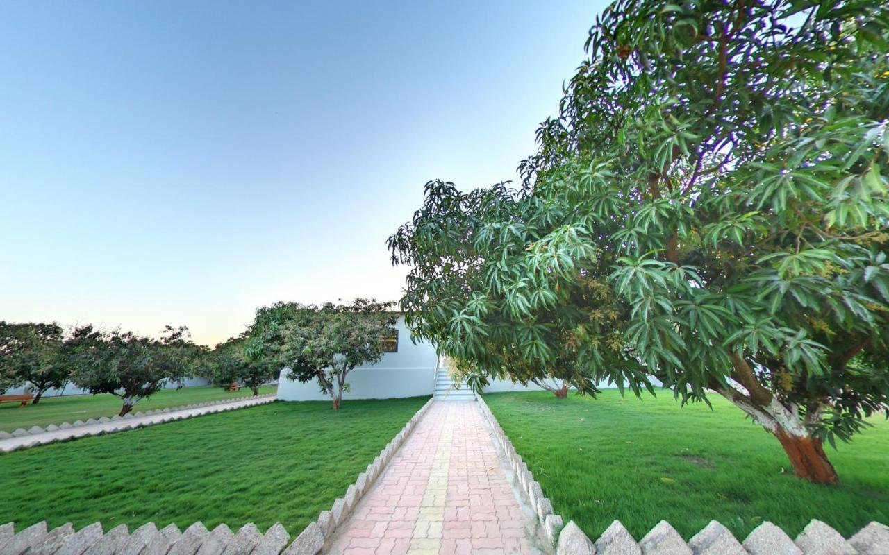 Anantam Resort Szaszan Gir Kültér fotó